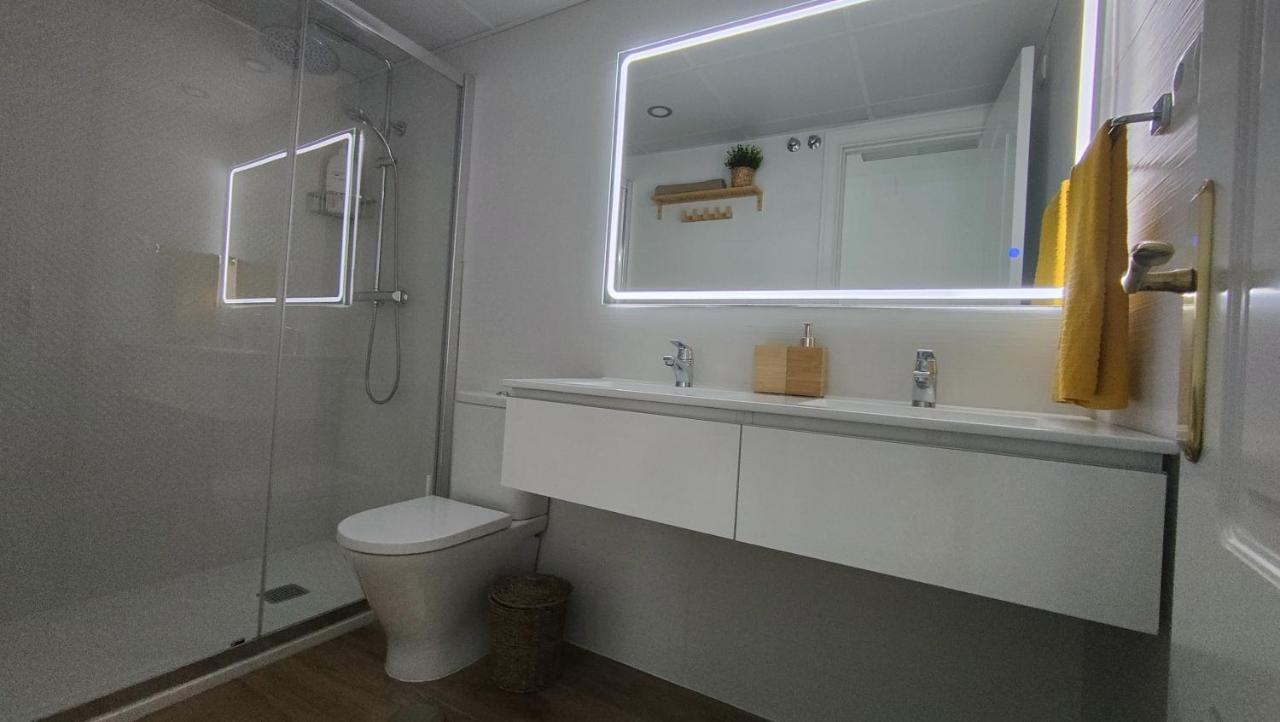 Luxury Apartment Bajondillo Beachfront Torremolinos Exterior foto